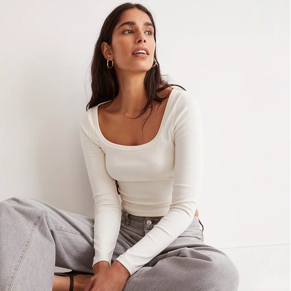 🏷️ NWT: Square-Neck Long-Sleeve Crop Tee in Sleekhold fabric - Size Large - Picture 1 of 6